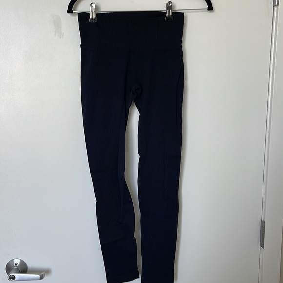 BARE ATHLETICS BARESCULPT RIBBED SEAMLESS LEGGINGS ONYX BLACK - Picture 1 of 6